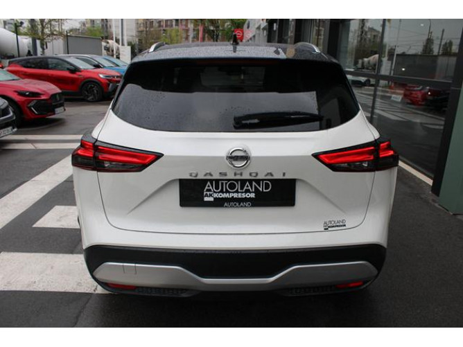 Nissan Qashqai 1.3 tCe EDC 