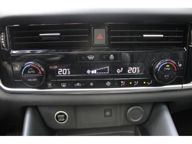 Nissan Qashqai 1.3 tCe EDC 