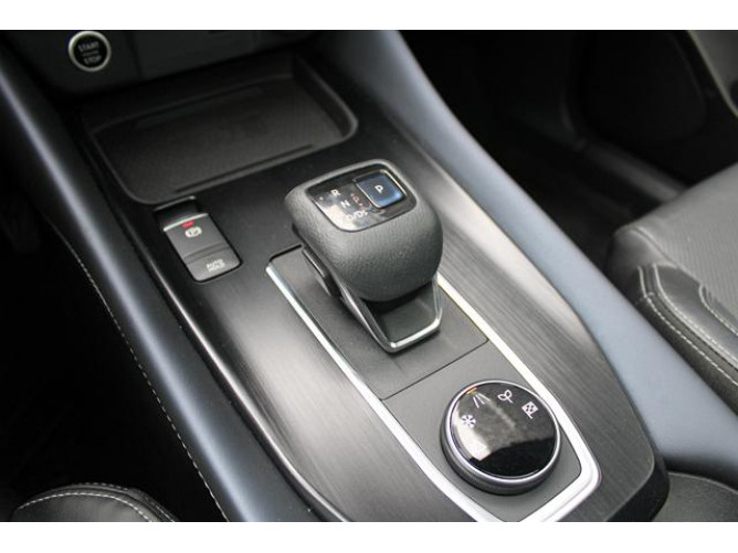 Nissan Qashqai 1.3 tCe EDC 