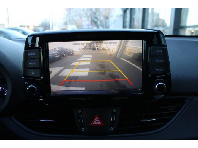 Hyundai i30 1.5 T-GDI 