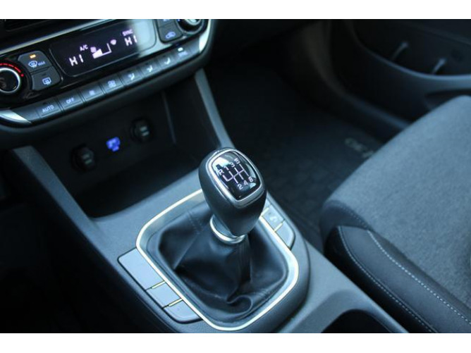 Hyundai i30 1.5 T-GDI 