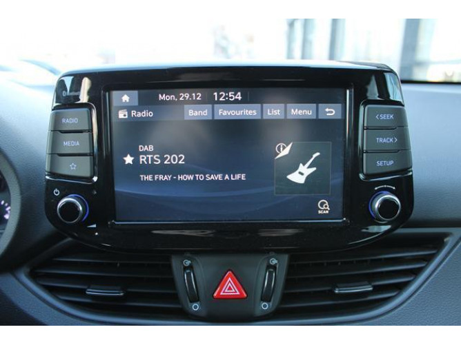 Hyundai i30 1.5 T-GDI 