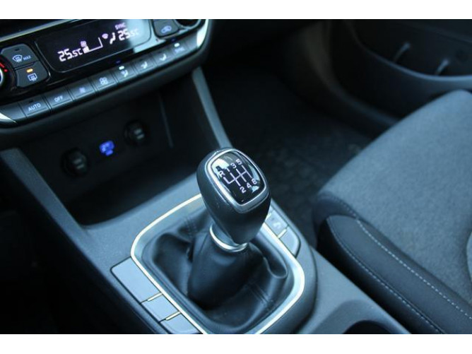 Hyundai i30 1.5 T-GDI 