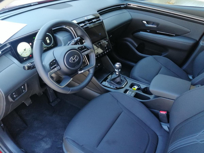 HYUNDAI TUCSON 1.6 T-GDI PREMIUM 