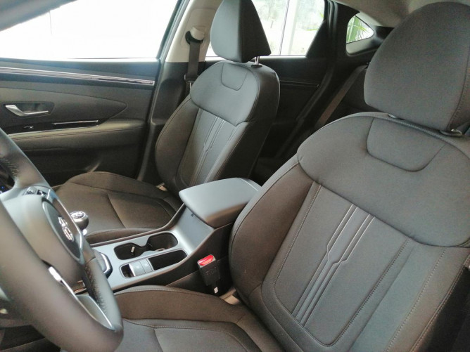 HYUNDAI TUCSON 1.6 T-GDI PREMIUM 