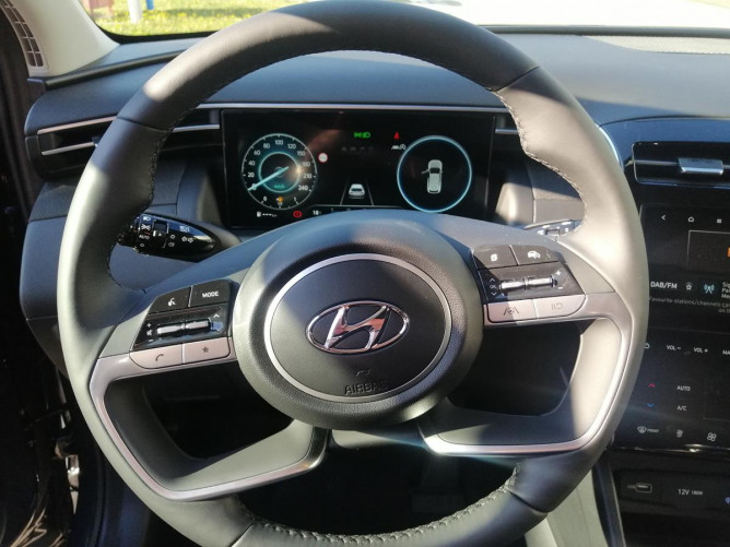 HYUNDAI TUCSON 1.6 T-GDI PREMIUM 