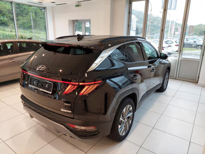 HYUNDAI TUCSON 1.6 T-GDI PREMIUM 