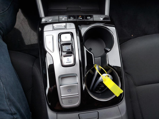 HYUNDAI TUCSON 1.6 T-GDI PREMIUM 7DCT 