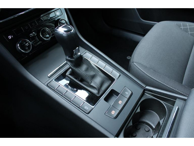 Škoda Superb 1.5 TSI Active AG 