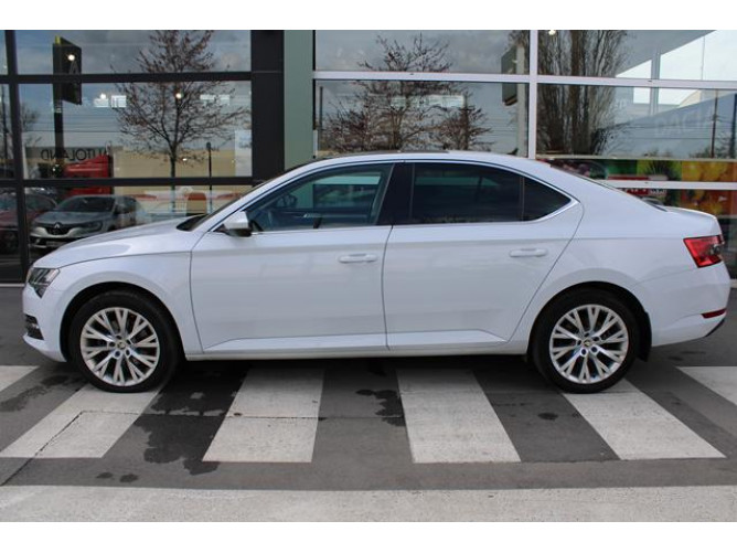 Škoda Superb 1.4 TSI AMBITION DSG 