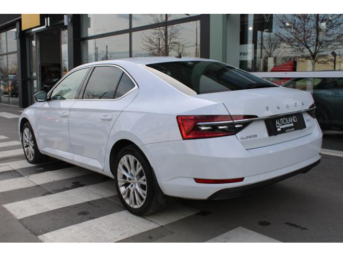 Škoda Superb 1.4 TSI AMBITION DSG 