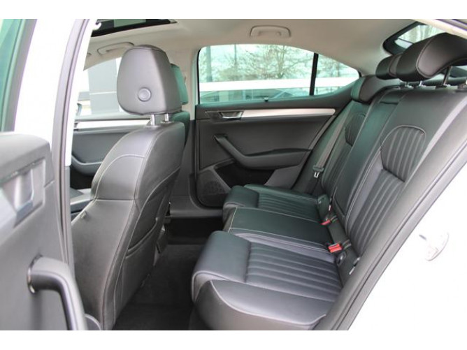 Škoda Superb 1.4 TSI AMBITION DSG 