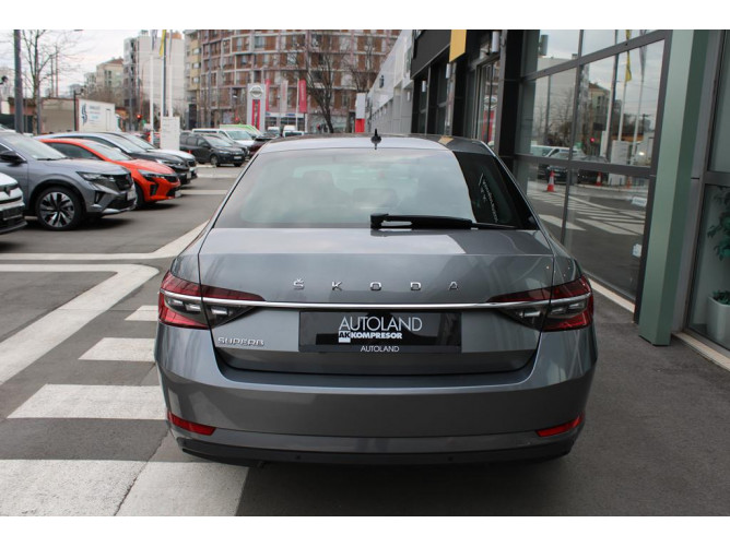 Škoda Superb 1.4 TSI AMBITION DSG 
