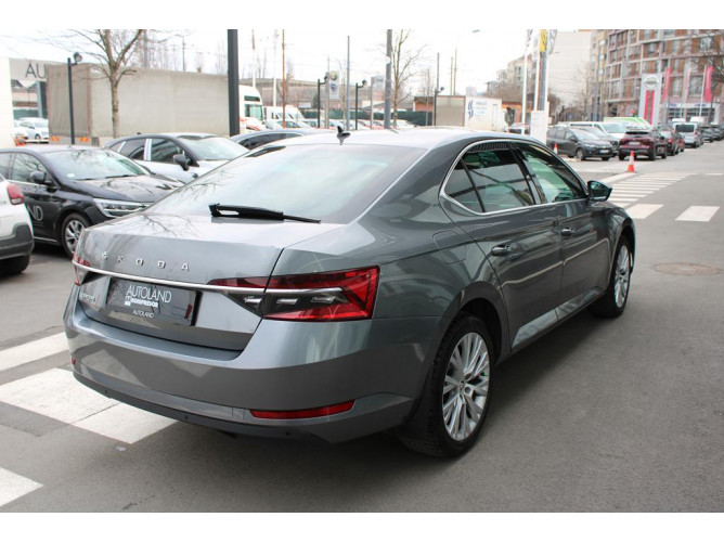 Škoda Superb 1.4 TSI AMBITION DSG 