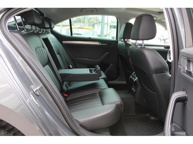 Škoda Superb 1.4 TSI AMBITION DSG 