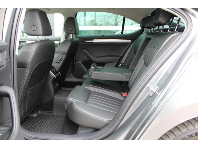 Škoda Superb 1.4 TSI AMBITION DSG 