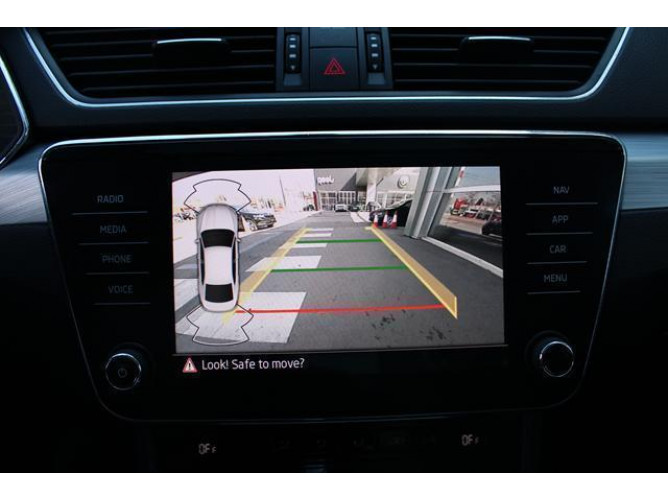 Škoda Superb 1.4 TSI AMBITION DSG 