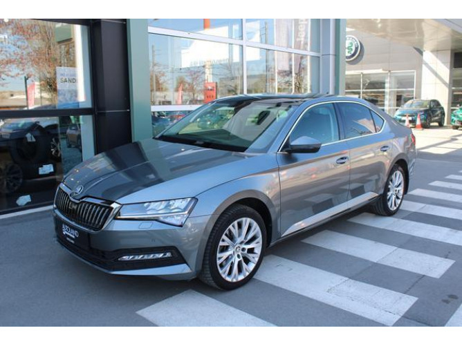 Škoda Superb 1.4 TSI AMBITION DSG 