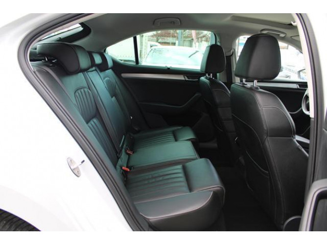 Škoda Superb 1.4 TSI AMBITION DSG 