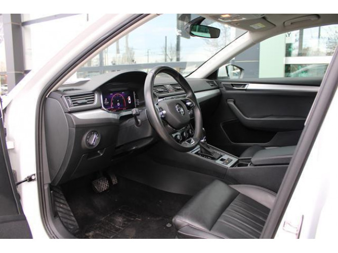 Škoda Superb 1.4 TSI AMBITION DSG 