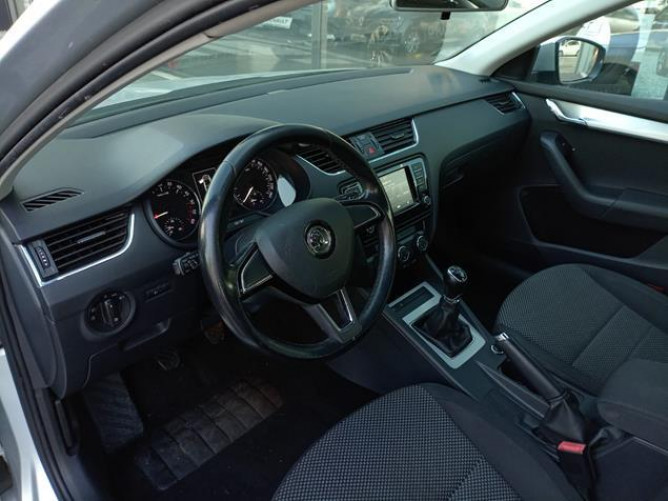 Škoda Octavia 1.6 TDI AMBITION 