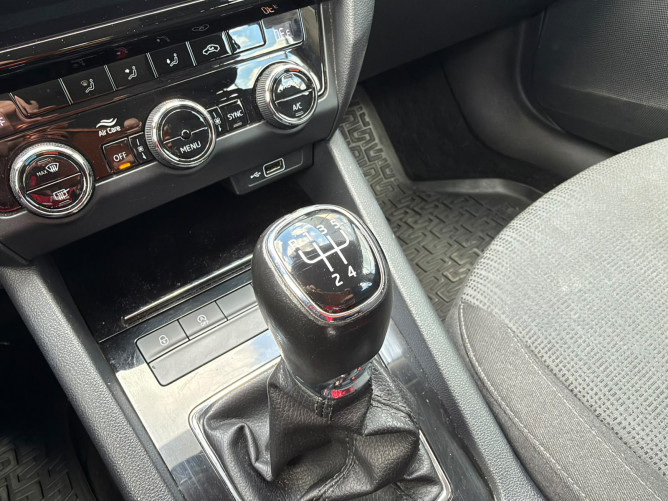 Škoda Octavia A7 STYLE 1.6 TDI 