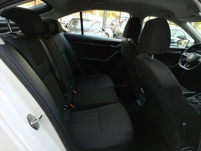 Škoda Octavia 1.6 TDI Style DSG 