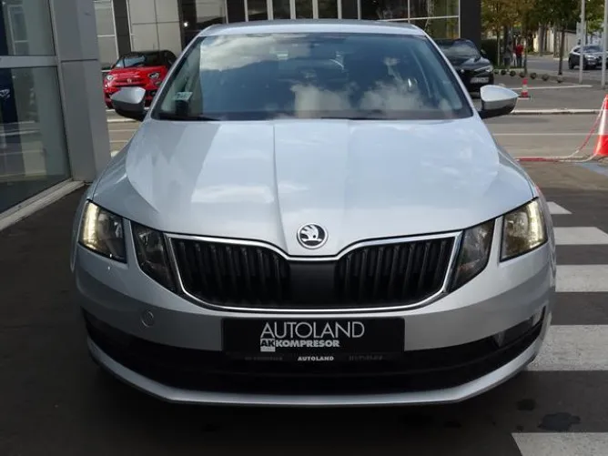 Škoda Octavia 1.6 tdi Ambition 
