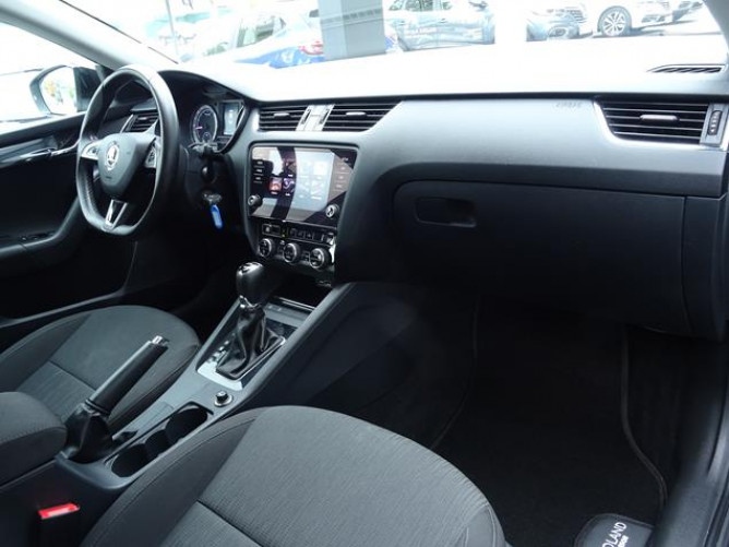 Škoda Octavia 2.0 TDI DSG Style 