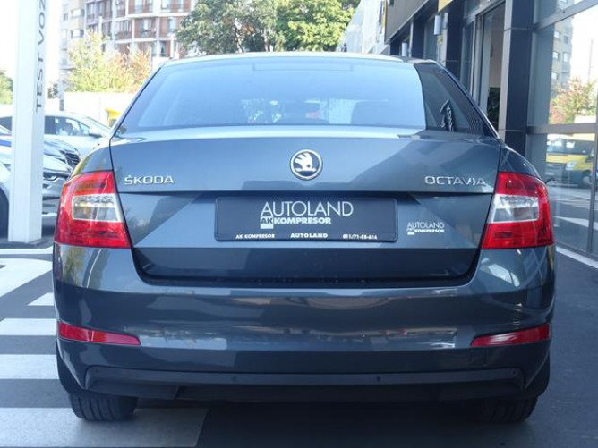 Škoda Octavia 1.6 TDI Style 