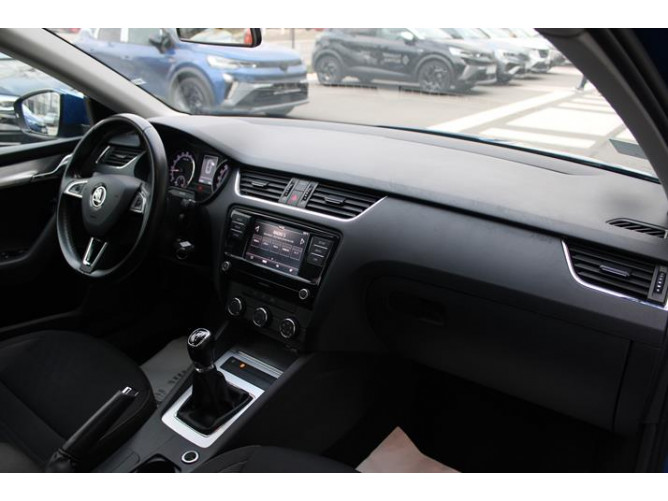Škoda Octavia 1.6 TDI Ambition 