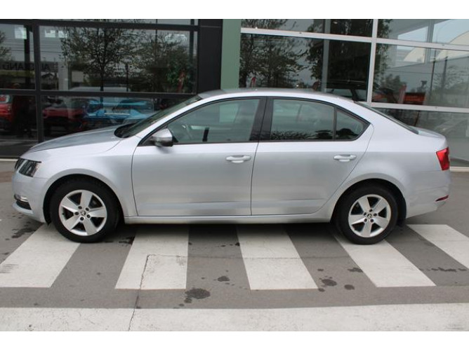 Škoda Octavia 1.6 TDI AMBITION 