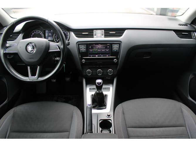 Škoda Octavia 1.6 TDI AMBITION 