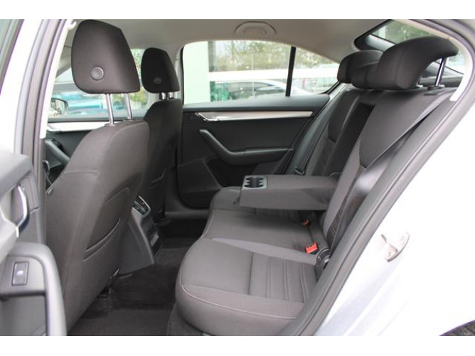 Škoda Octavia 1.6 TDI AMBITION 