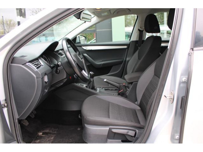 Škoda Octavia 1.6 TDI AMBITION 