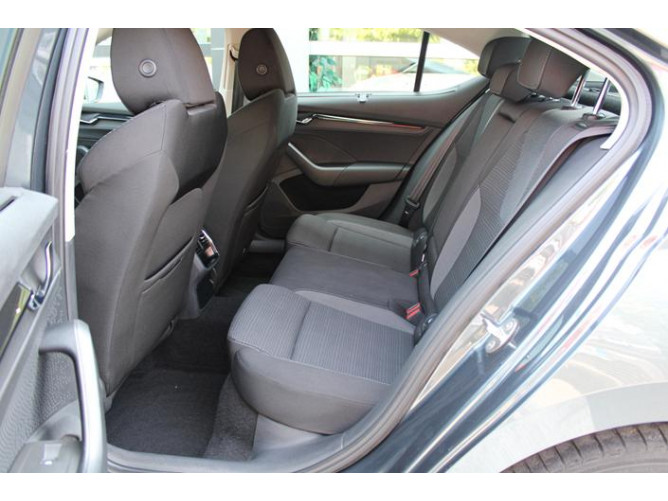 Škoda Octavia 2.0 A8 AMBITION TDI 