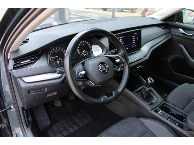 Škoda Octavia 2.0 A8 AMBITION TDI 