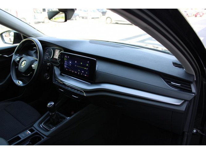 Škoda Octavia 2.0 A8 AMBITION TDI 