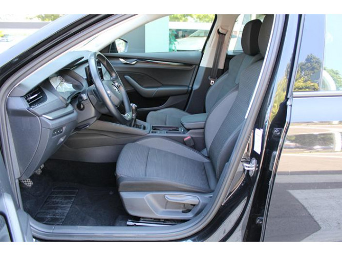 Škoda Octavia 2.0 A8 AMBITION TDI 