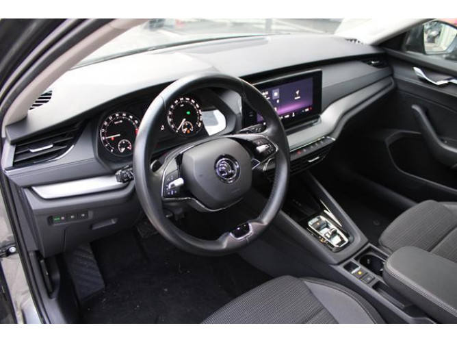 Škoda Octavia 2.0 TDI AMBITION DSG 