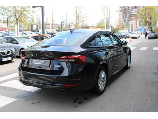 Škoda Octavia 2.0 TDI Ambition DSG 