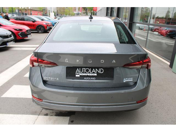 Škoda Octavia 2.0 TDI AMBITION DSG 