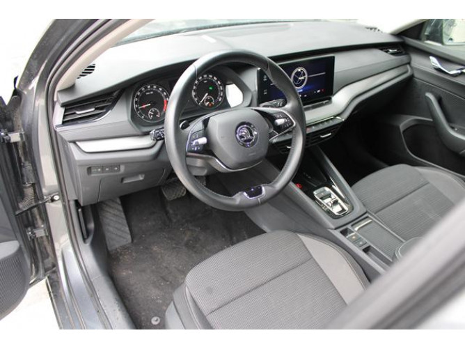 Škoda Octavia 2.0 TDI AMBITION DSG 