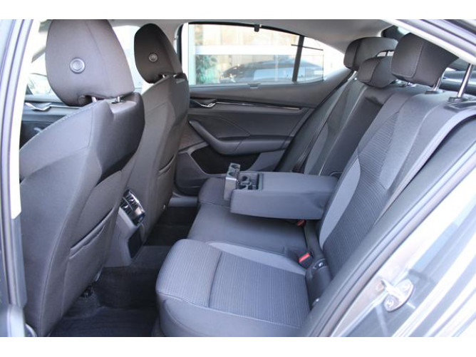 Škoda Octavia 2.0 TDI AMBITION DSG 