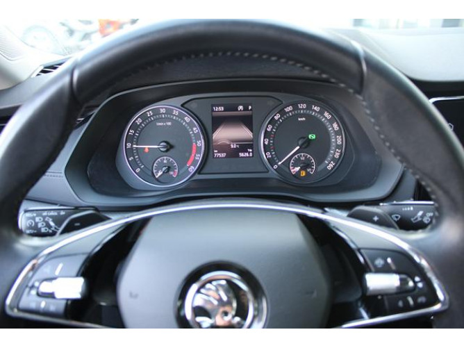 Škoda Octavia 2.0 TDI AMBITION DSG 