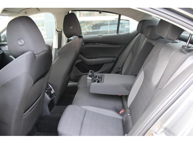 Škoda Octavia 2.0 TDI AMBITION DSG 