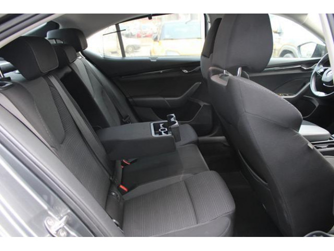 Škoda Octavia 2.0 TDI AMBITION DSG 