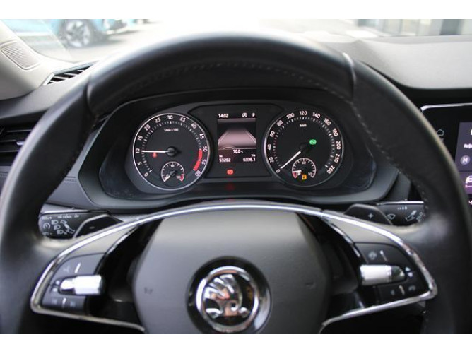 Škoda Octavia 2.0 TDI AMBITION DSG 