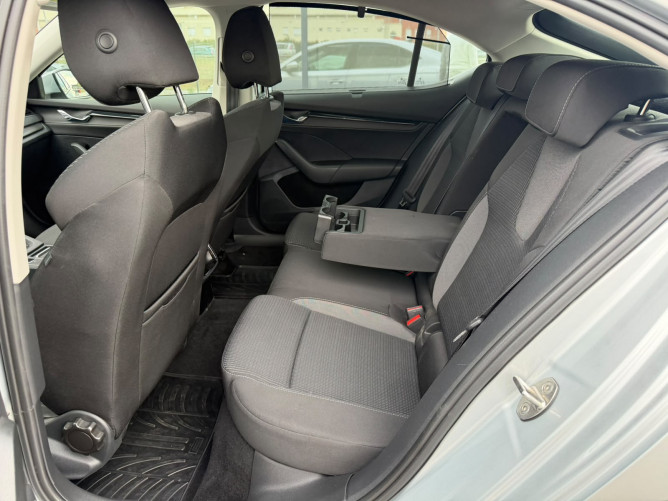 Škoda Octavia A8 AMBITION DSG 