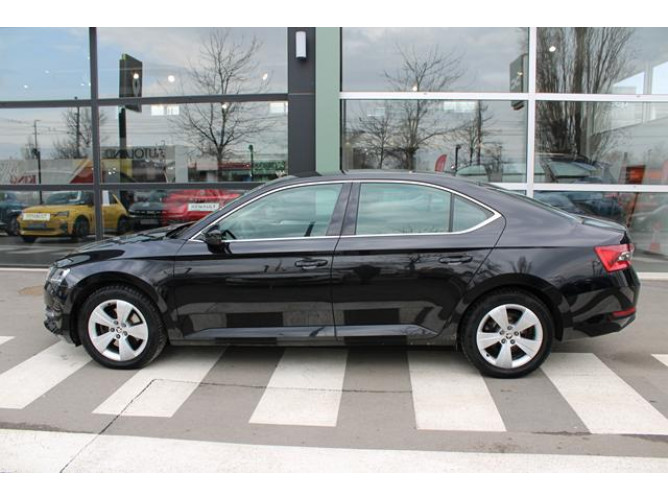 Škoda Superb 2.0 TDI AMBITION DSG 
